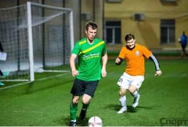 «ГрузовичкоФ» отпраздновал победу в матче 11-го тура чемпионата города по футболу